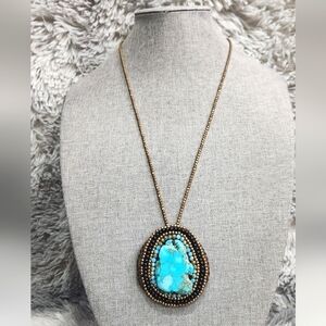 Beautiful chunky turquoise pendant & beaded necklace